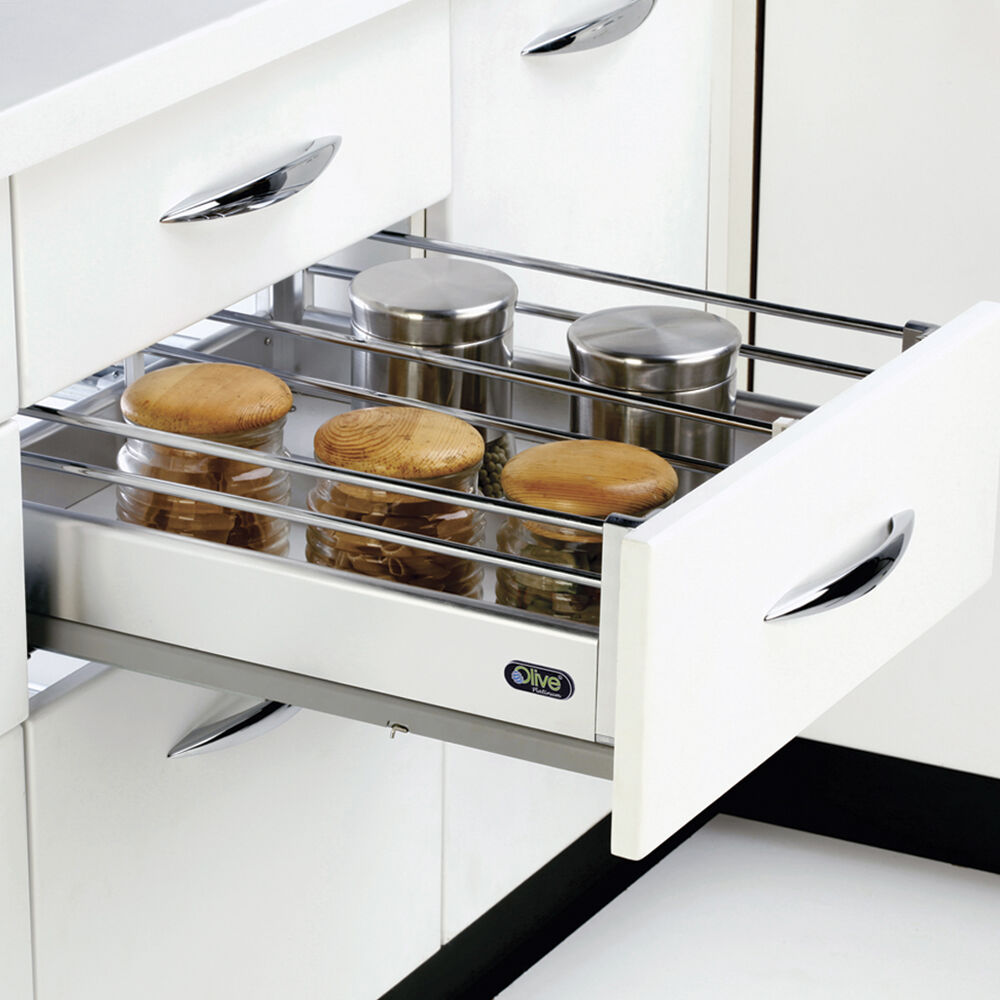 Platinum Basket Stand
